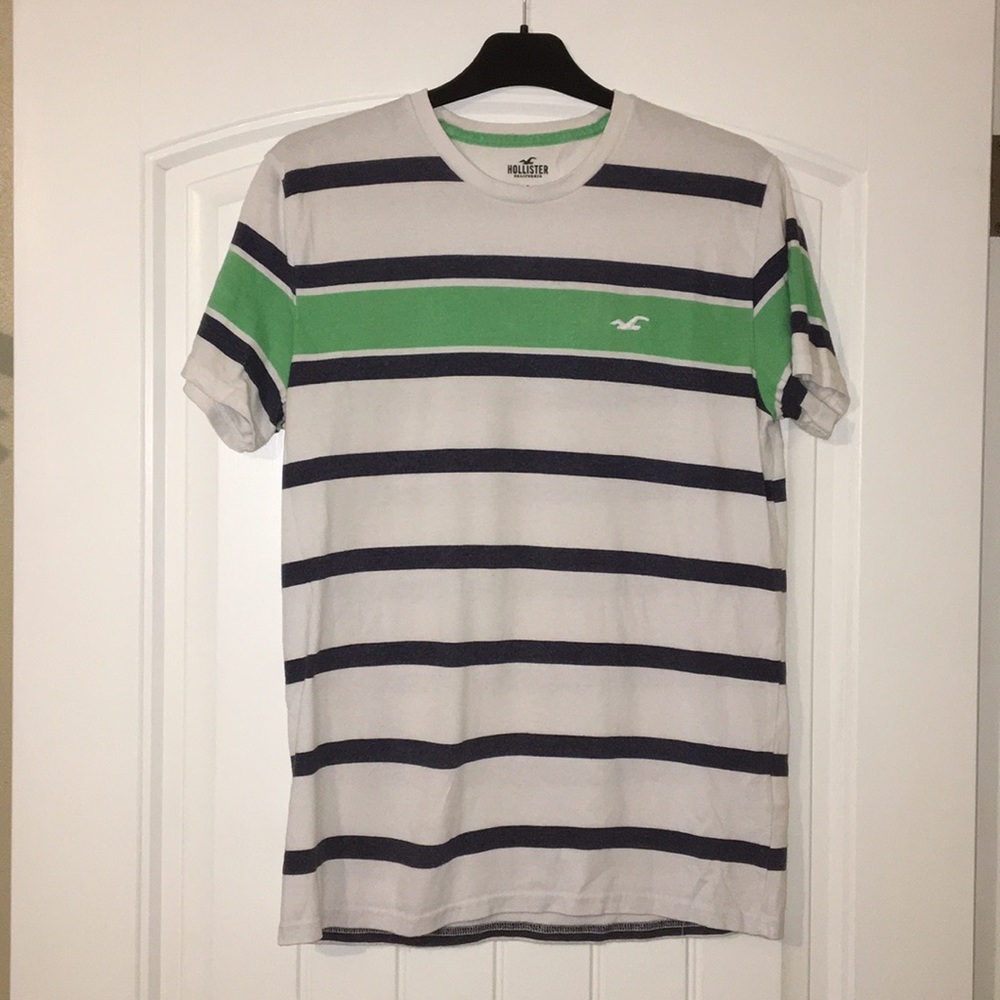 Sm Hollister striped t